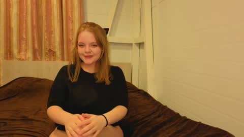 Evaheart333 online show from April 7, 2026, 8:09 pm