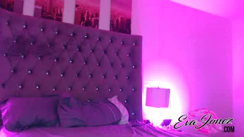 Eva online show from January 9, 2025, 9:06 am