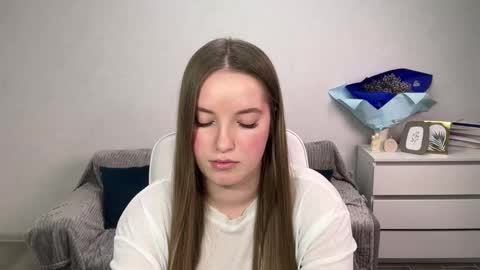 Eva online show from November 26, 2025, 6:09 pm