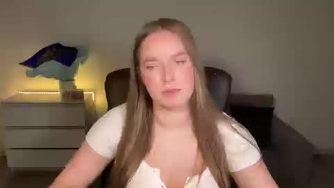 Snapshot of evajuly chatting on July 11, 2026, 10:00 pm Eva online show from July 11, 2026, 10:00 pm