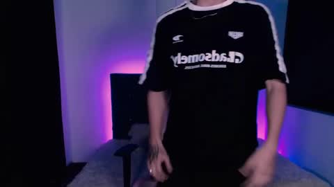 Evan online show from January 30, 2025, 12:39 am