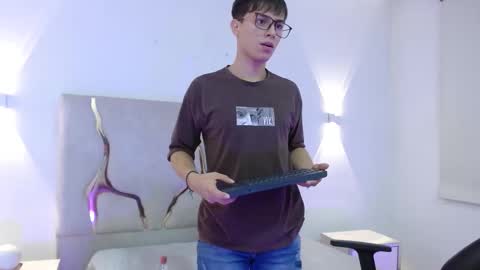 evan_tay online show from January 17, 2026, 3:11 am