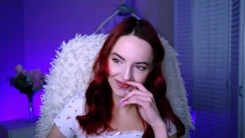 Eva  online show from October 6, 2025, 8:34 am