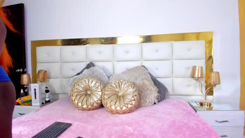 evangelin_ts online show from December 30, 2024, 8:04 pm