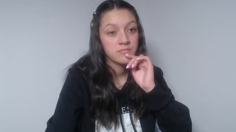 Snapshot of evangeline_petite chatting on September 14, 2025, 6:12 am eva online show from September 14, 2025, 6:12 am