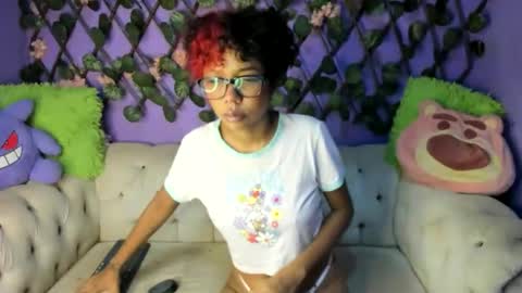 Snapshot of evangely15_ chatting on September 9, 2025, 11:21 am evangely15_ online show from September 9, 2025, 11:21 am