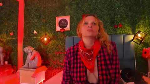 Snapshot of evangelyne_rose chatting on March 18, 2026, 7:39 pm Evangelyne online show from March 18, 2026, 7:39 pm