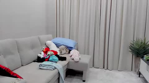 evanonsense online show from September 28, 2025, 7:52 pm