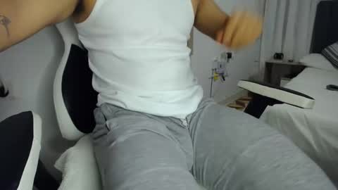 Evan online show from December 30, 2024, 2:53 am