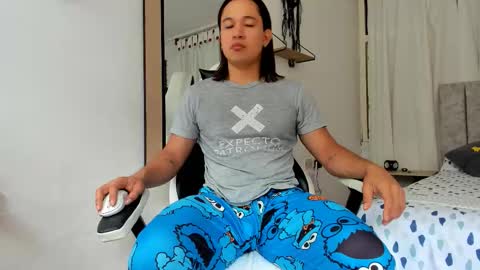 Evan online show from November 1, 2025, 3:47 pm