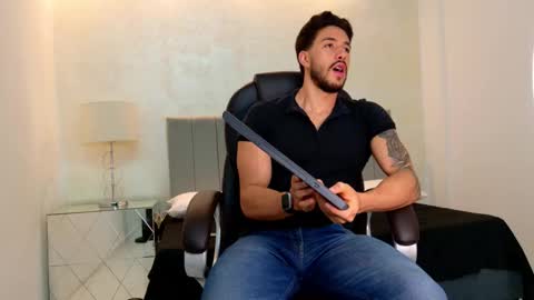 Snapshot of evans_opry1 chatting on February 25, 2026, 11:47 pm E V A N S online show from February 25, 2026, 11:47 pm