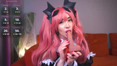 Eva online show from October 27, 2025, 4:05 am