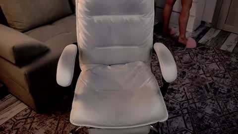 EvaRelusionJ online show from January 15, 2025, 5:40 am