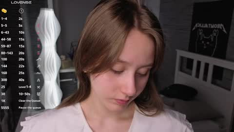 Eva online show from April 1, 2026, 7:22 pm