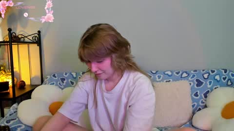 Eva online show from February 24, 2025, 1:02 am