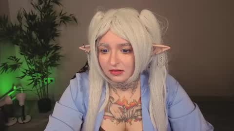 Snapshot of evathewitcher chatting on June 19, 2026, 9:24 am EvaTheWitcher online show from June 19, 2026, 9:24 am