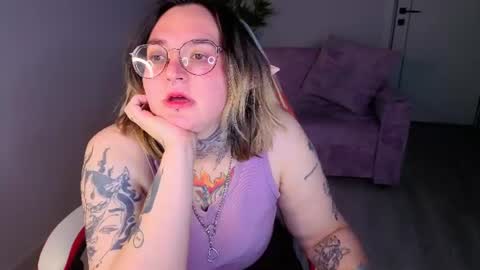 Snapshot of evathewitcher chatting on July 13, 2026, 1:41 am EvaTheWitcher online show from July 13, 2026, 1:41 am