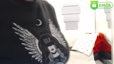 Eva Twiss online show from October 26, 2025, 1:06 pm