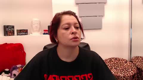Snapshot of evatwiss chatting on June 15, 2026, 12:40 pm Eva Twiss online show from June 15, 2026, 12:40 pm