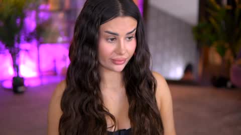 Eva online show from December 15, 2024, 2:27 pm