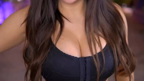 Eva online show from January 4, 2025, 1:10 pm