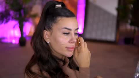 Eva online show from February 13, 2025, 6:09 am