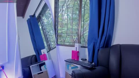 Eva Queen online show from September 20, 2025, 8:54 pm