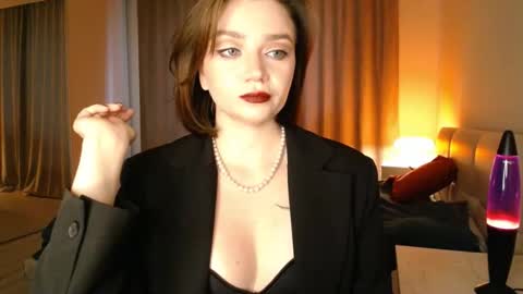 Eve  online show from December 1, 2025, 6:40 am