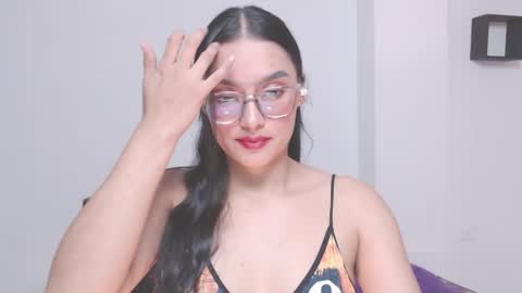 Snapshot of eve_rox18 chatting on April 23, 2026, 3:19 am Eve Rox18 online show from April 23, 2026, 3:19 am