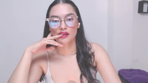 Snapshot of eve_rox18 chatting on May 5, 2026, 6:32 am Eve Rox18 online show from May 5, 2026, 6:32 am