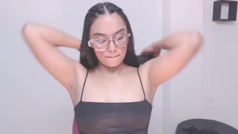 Snapshot of eve_rox18 chatting on May 8, 2026, 8:25 pm Eve Rox18 online show from May 8, 2026, 8:25 pm