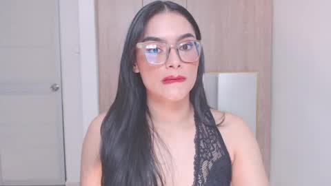 Snapshot of eve_rox18 chatting on June 1, 2026, 7:04 pm Eve Rox18 online show from June 1, 2026, 7:04 pm