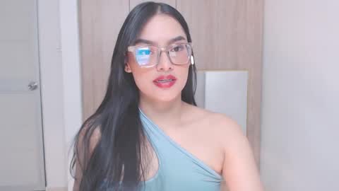 Snapshot of eve_rox18 chatting on June 3, 2026, 7:00 am Eve Rox18 online show from June 3, 2026, 7:00 am