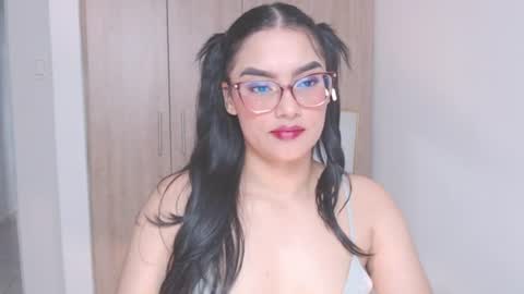 Snapshot of eve_rox18 chatting on June 28, 2026, 8:48 pm Eve Rox18 online show from June 28, 2026, 8:48 pm