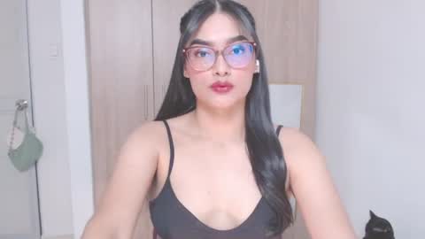Snapshot of eve_rox18 chatting on July 1, 2026, 9:44 am Eve Rox18 online show from July 1, 2026, 9:44 am