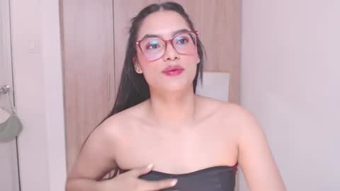 Snapshot of eve_rox18 chatting on July 2, 2026, 11:49 am Eve Rox18 online show from July 2, 2026, 11:49 am