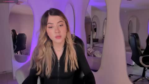 Eve  online show from September 25, 2025, 7:39 pm