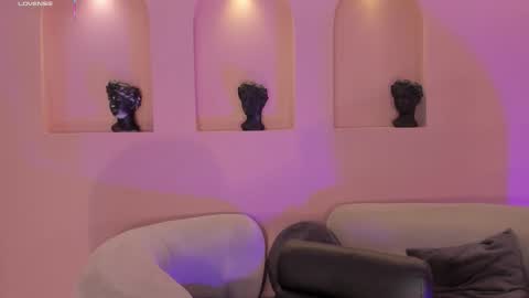 Eve  online show from October 10, 2025, 7:57 pm