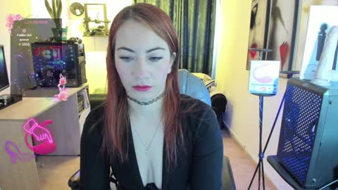 Evee online show from January 25, 2025, 1:30 pm