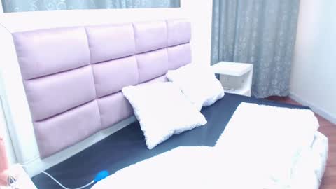 Snapshot of evee_s chatting on October 1, 2025, 9:10 pm eve online show from October 1, 2025, 9:10 pm