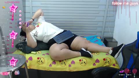 evelin zaens online show from January 19, 2025, 10:17 am