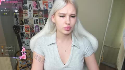 Evelina online show from May 31, 2026, 1:36 am