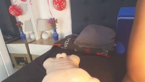 Snapshot of evelonga_707 chatting on February 21, 2026, 7:15 pm DAYANITA online show from February 21, 2026, 7:15 pm