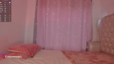 evelyn evelyn online show from December 19, 2024, 4:46 pm