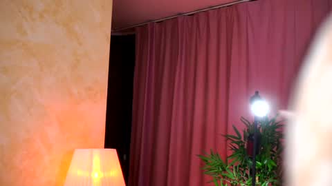 Evelyn online show from January 12, 2025, 7:10 pm