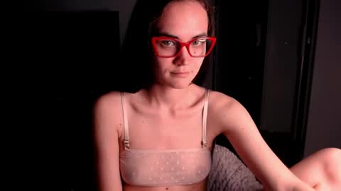 Evelyn online show from April 12, 2026, 6:57 pm