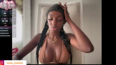 E V E L Y N  online show from January 27, 2025, 8:39 pm