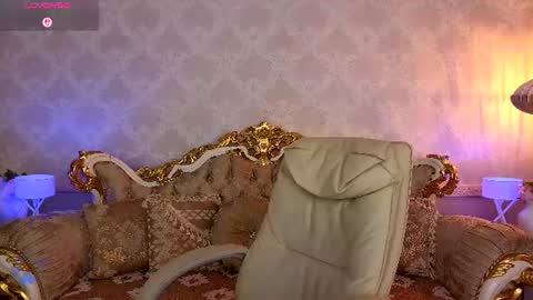 Snapshot of evelyn_rush1 chatting on July 5, 2026, 9:38 am evelyn rush1 online show from July 5, 2026, 9:38 am