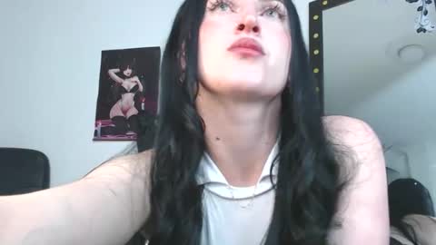 Julieta online show from March 10, 2026, 4:50 am