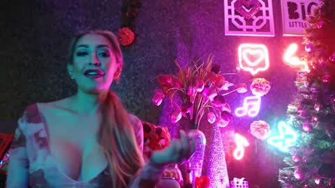 EvelynaGrey online show from December 19, 2024, 7:40 am